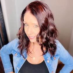 Sherri head shot monat